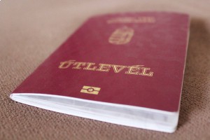 Изменять закон о гражданстве Венгрии не будут