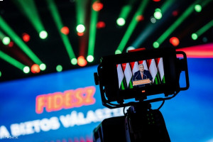  Орбан объявил о смене поколений и выборе судьбы Венгрии